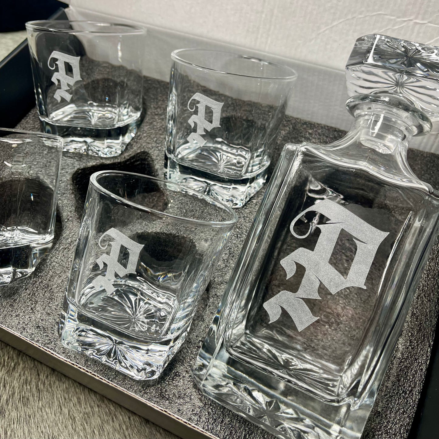 Decanter & Drinking Glass Set